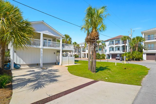 67 Miami Street, Miramar Beach, FL 32550