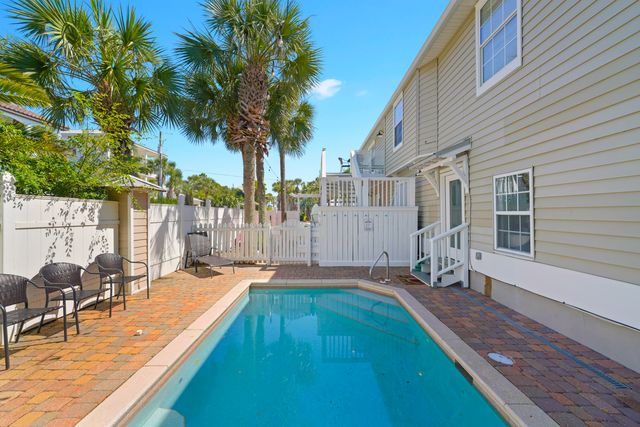 67 Miami Street, Miramar Beach, FL 32550