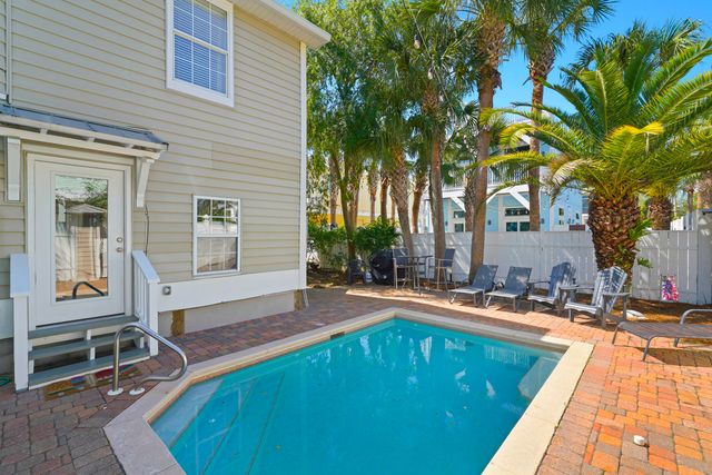 67 Miami Street, Miramar Beach, FL 32550