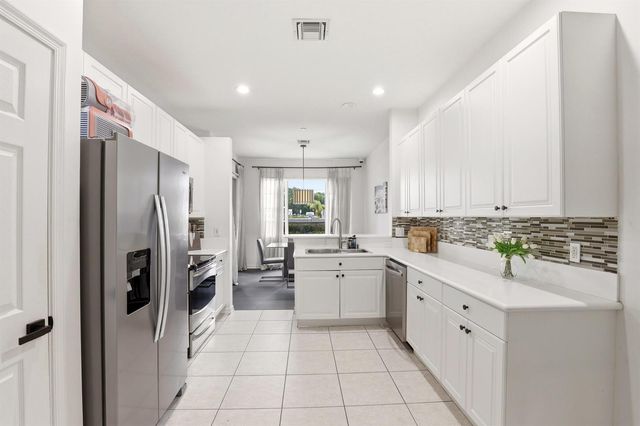 80 Nottingham Place, Boynton Beach, FL 33426