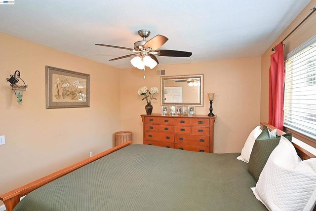 637 Dover Way, Livermore, CA 94551