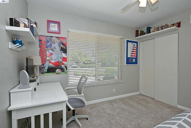 637 Dover Way, Livermore, CA 94551