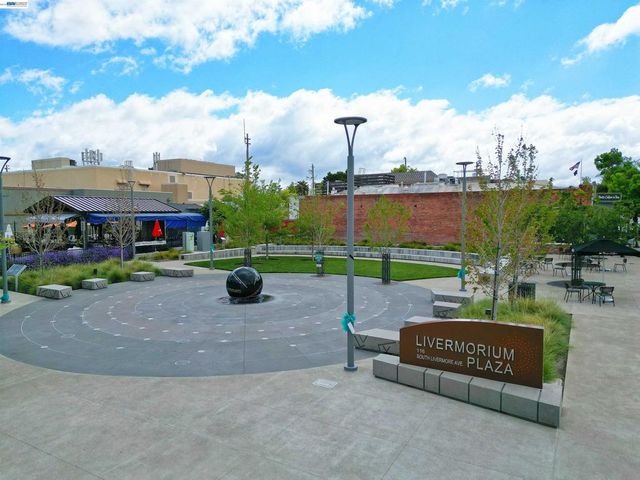 637 Dover Way, Livermore, CA 94551