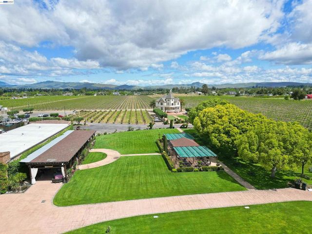 637 Dover Way, Livermore, CA 94551