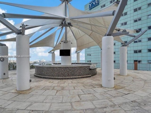 244 Biscayne Boulevard 440, Miami, FL 33132