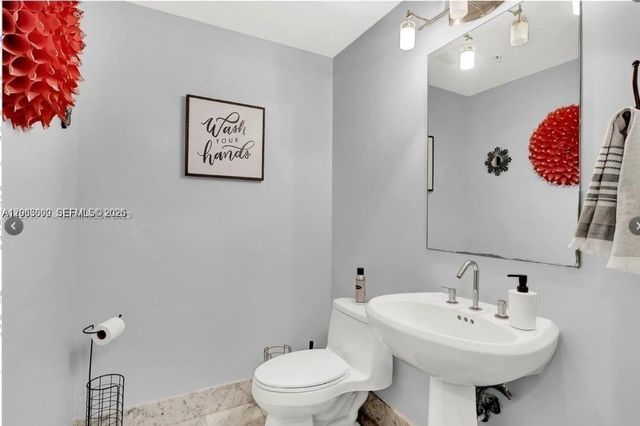 244 Biscayne Boulevard 440, Miami, FL 33132