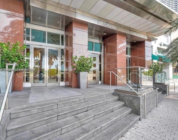 244 Biscayne Boulevard 440, Miami, FL 33132