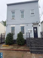 256 Van Houten Street, Paterson, NJ 07501