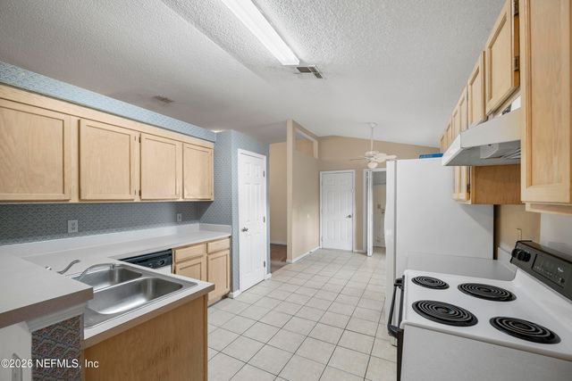 1485 MARSH RABBIT Way, Fleming Island, FL 32003