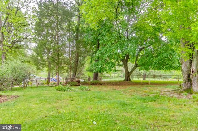 11705 ASHLEY DR, Rockville, MD 20852