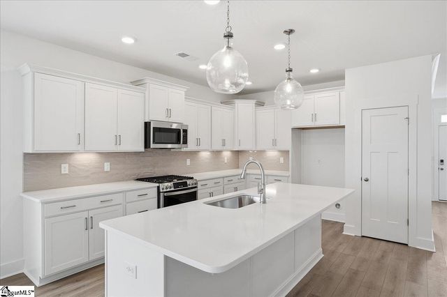 124 Terpack Court, Gray Court, SC 29645