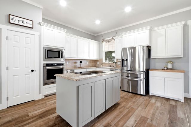 5480 New Hope Road, Aubrey, TX 76227