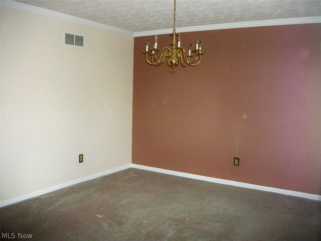 5 Sawgrass Circle, Belpre, OH 45714