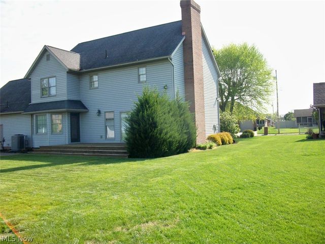 5 Sawgrass Circle, Belpre, OH 45714