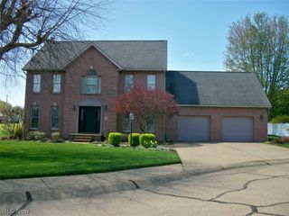 5 Sawgrass Circle, Belpre, OH 45714