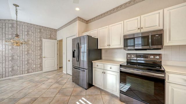 3822 ALAMANDA DRIVE, Sarasota, FL 34238