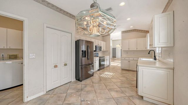 3822 ALAMANDA DRIVE, Sarasota, FL 34238