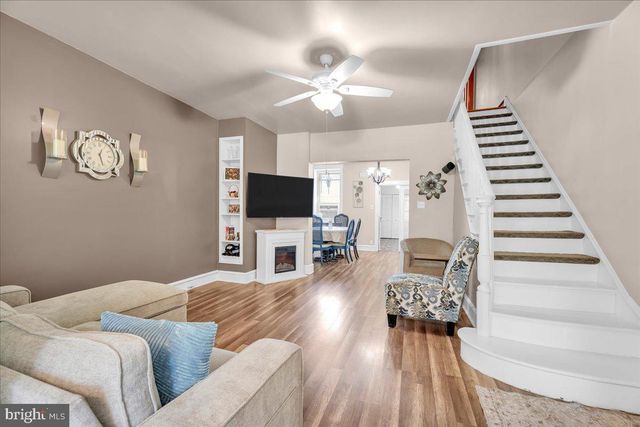 3502 OAKMONT ST, Philadelphia, PA 19136