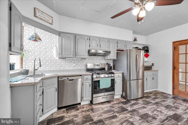 3502 OAKMONT ST, Philadelphia, PA 19136