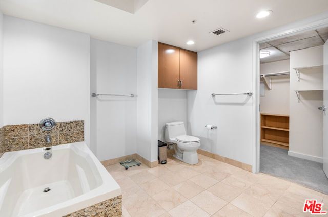 13700 Marina Pointe Drive 510, Marina Del Rey, CA 90292