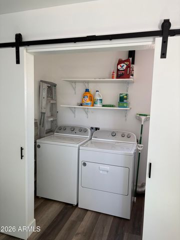 2327 N 31ST Street, Phoenix, AZ 85008