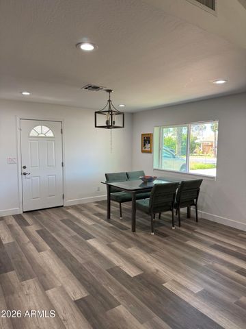 2327 N 31ST Street, Phoenix, AZ 85008