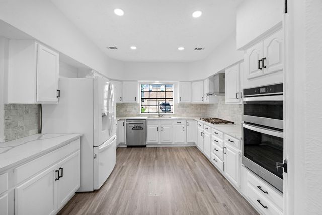 18122 Memorial Estates Drive, Spring, TX 77379