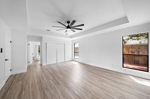 18122 Memorial Estates Drive, Spring, TX 77379