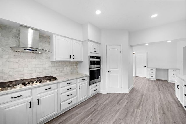 18122 Memorial Estates Drive, Spring, TX 77379