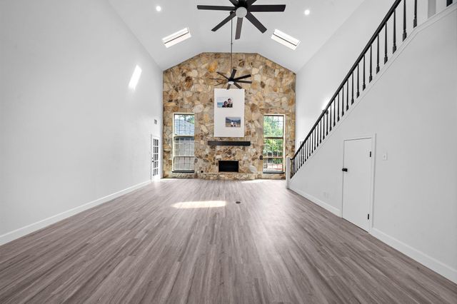 18122 Memorial Estates Drive, Spring, TX 77379