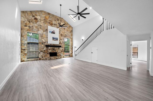 18122 Memorial Estates Drive, Spring, TX 77379
