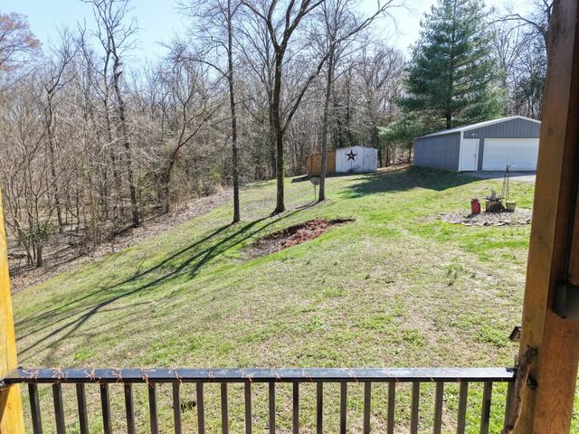 14183 Fowler School Road, Marion, IL 62959