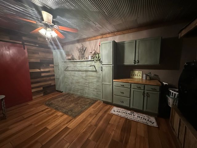 14183 Fowler School Road, Marion, IL 62959