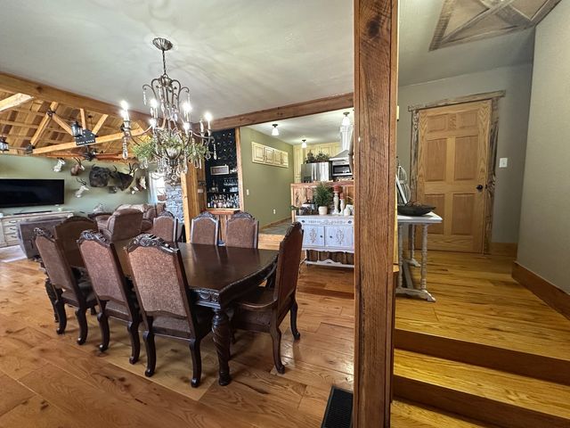 14183 Fowler School Road, Marion, IL 62959