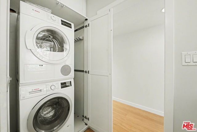 1021 Westmount Drive 102, West Hollywood, CA 90069