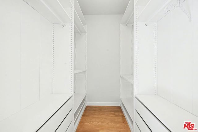 1021 Westmount Drive 102, West Hollywood, CA 90069