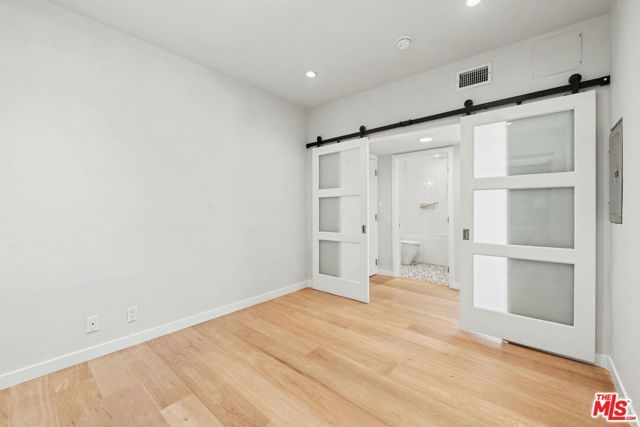 1021 Westmount Drive 102, West Hollywood, CA 90069