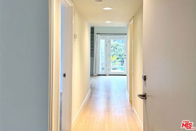 1021 Westmount Drive 102, West Hollywood, CA 90069