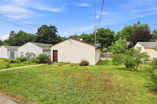 1991 Nevada Avenue E, Saint Paul, MN 55119