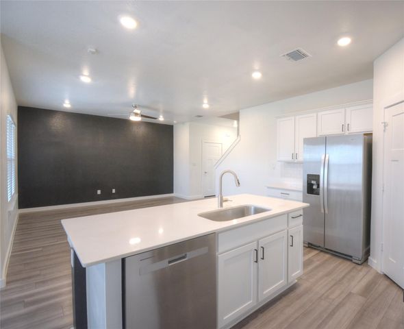 1137 Tipton ST, Georgetown, TX 78633