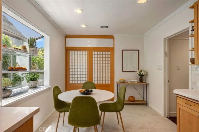 5240 Fulton, Sherman Oaks, CA 91401