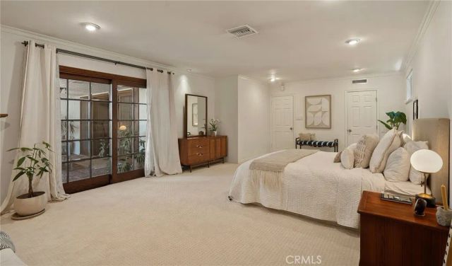 5240 Fulton, Sherman Oaks, CA 91401