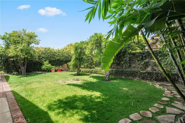 5240 Fulton, Sherman Oaks, CA 91401