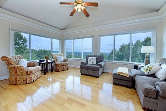 237 Terrace Lane, Blairsville, GA 30512