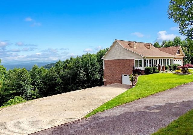 237 Terrace Lane, Blairsville, GA 30512