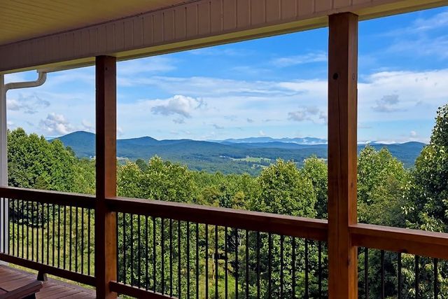 237 Terrace Lane, Blairsville, GA 30512