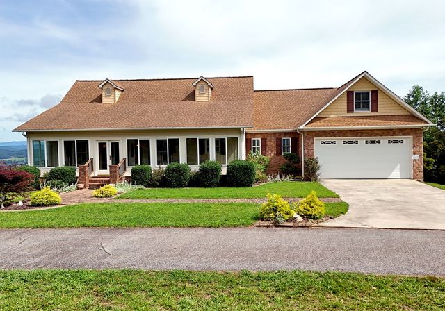 237 Terrace Lane, Blairsville, GA 30512