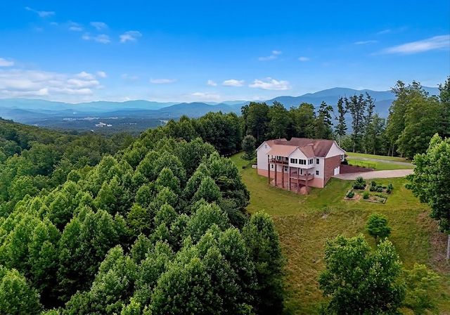 237 Terrace Lane, Blairsville, GA 30512