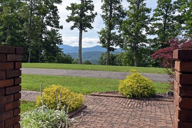 237 Terrace Lane, Blairsville, GA 30512
