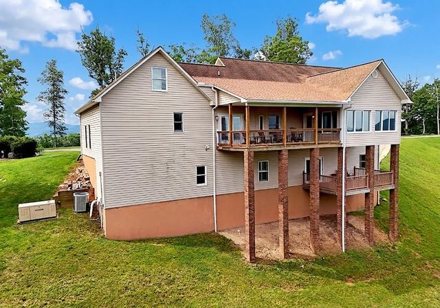237 Terrace Lane, Blairsville, GA 30512